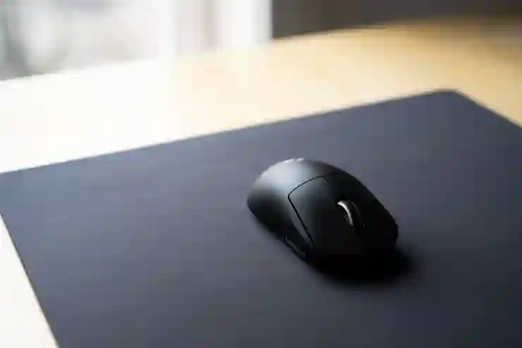 로지텍 G102 2세대 LIGHTSYNC와 바이퍼 미니 비교 후기! 어떤 게 더 나은 선택일까?
